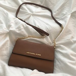 Michael Kors Jet Set Crossbody